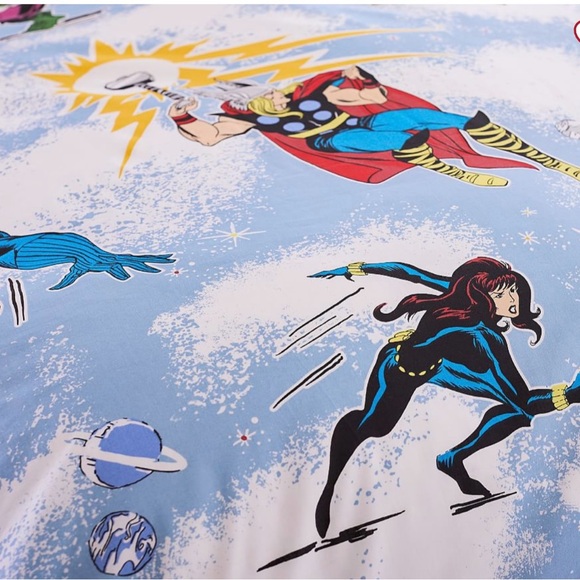 Pottery Barn Marvel Heroes Glow-in-the-Dark Duvet Cover Twin NEW - Picture 3 of 8